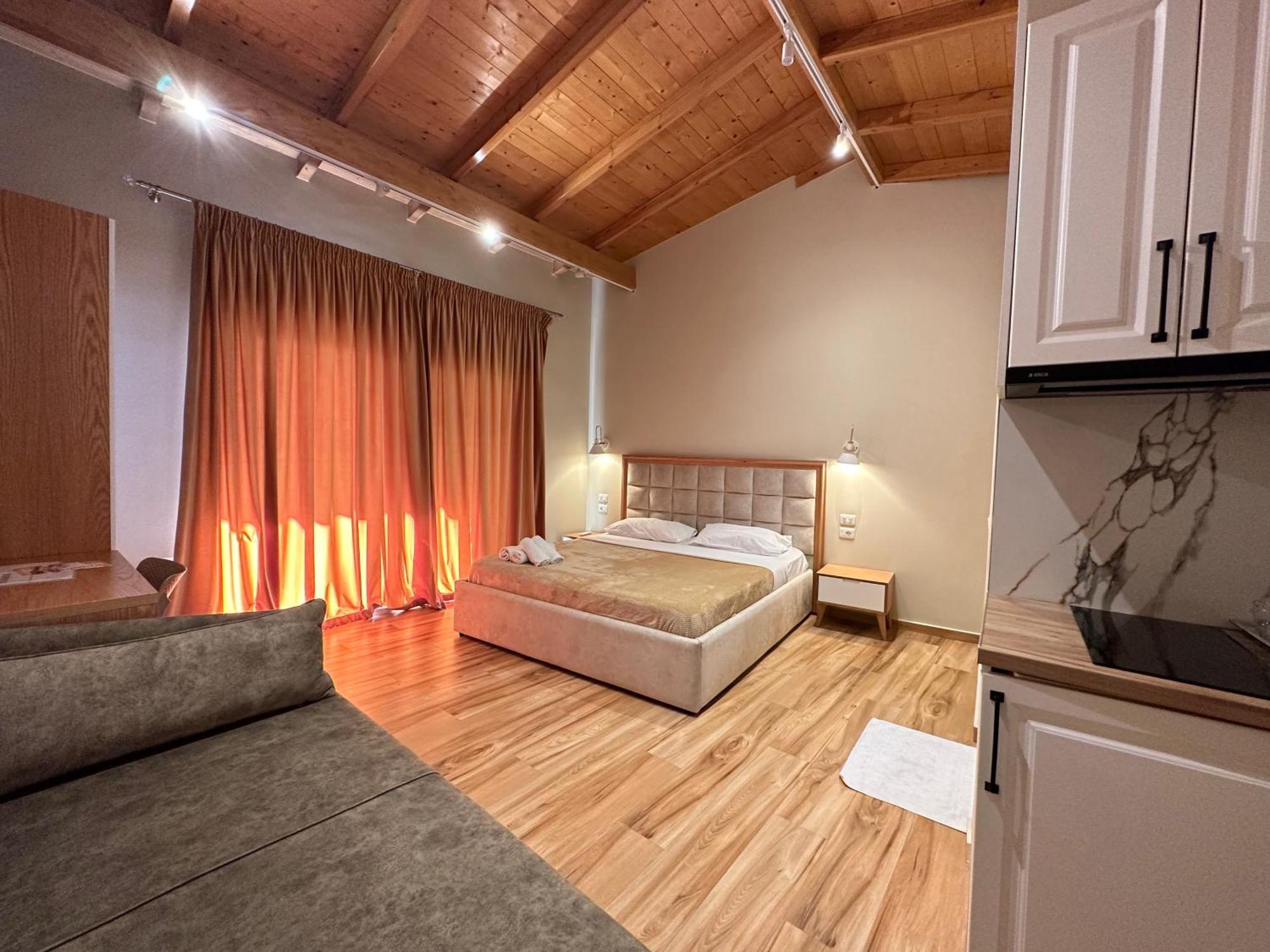 Arial Penthouse Suites Vlorë Esterno foto